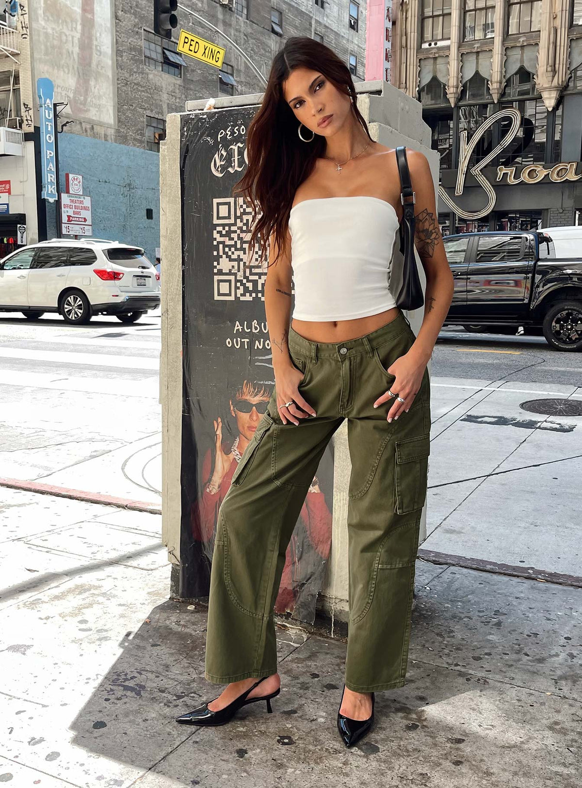 Ahstin Mid Rise Straight Leg Cargo Jeans Green