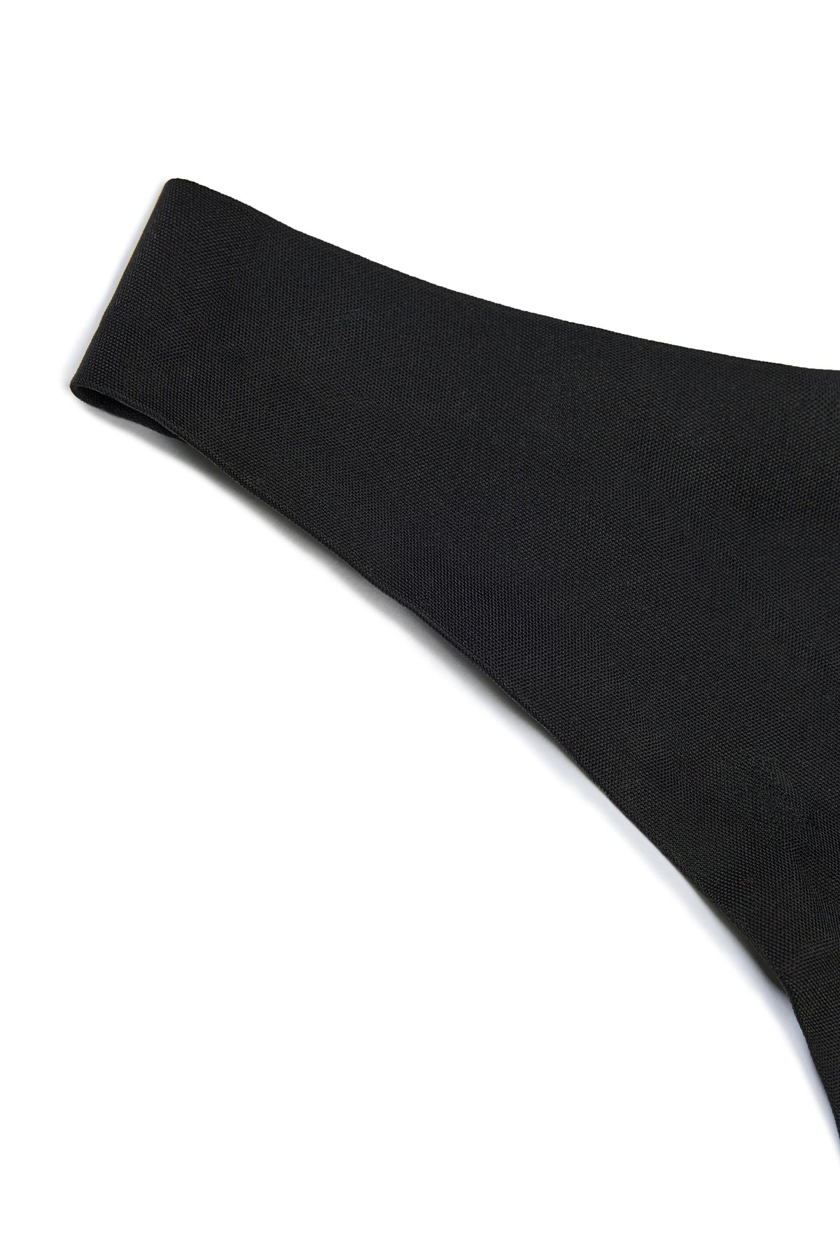 Seamless Knit Thong in Black