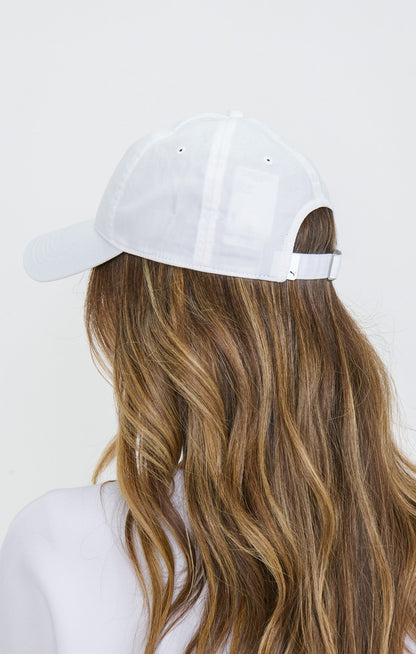 Crest Cap ~ White Glow