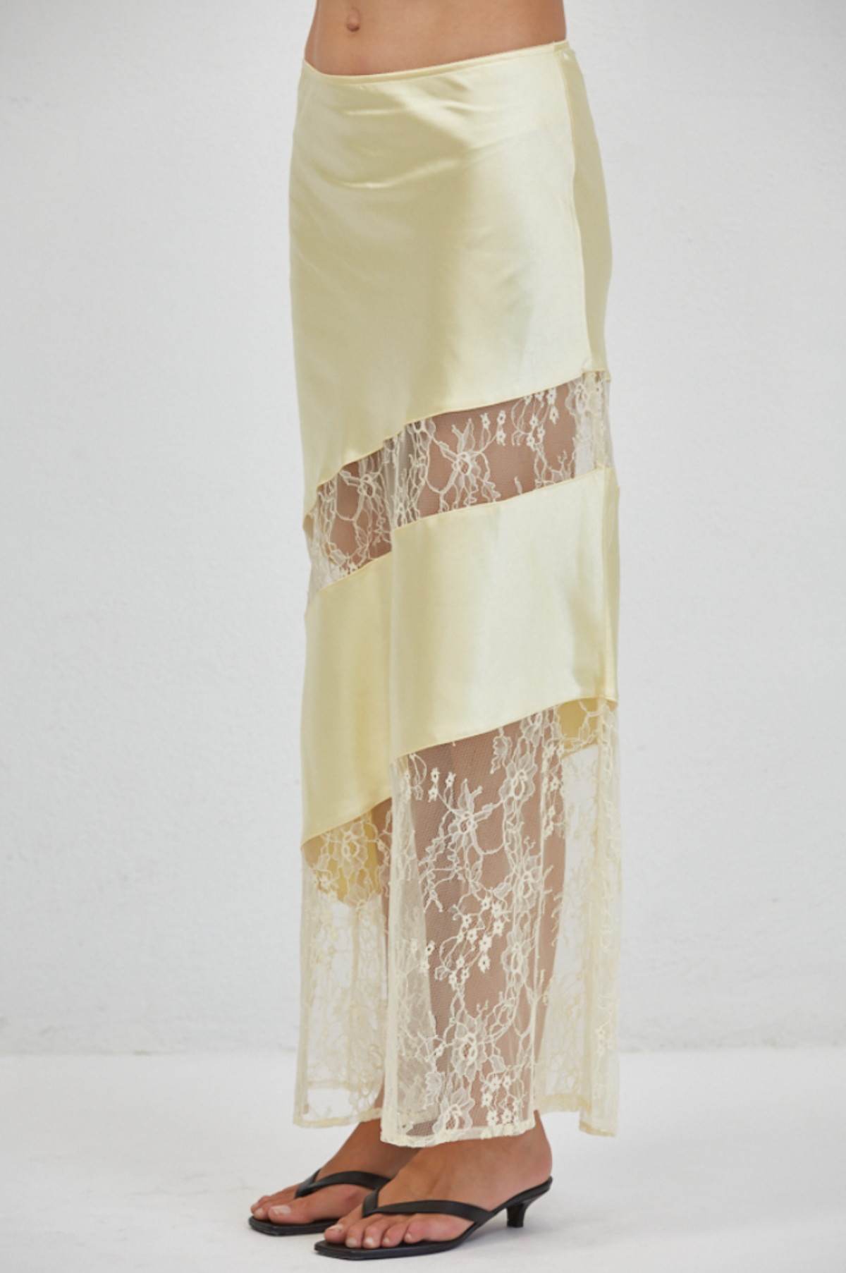 Sabrin Skirt