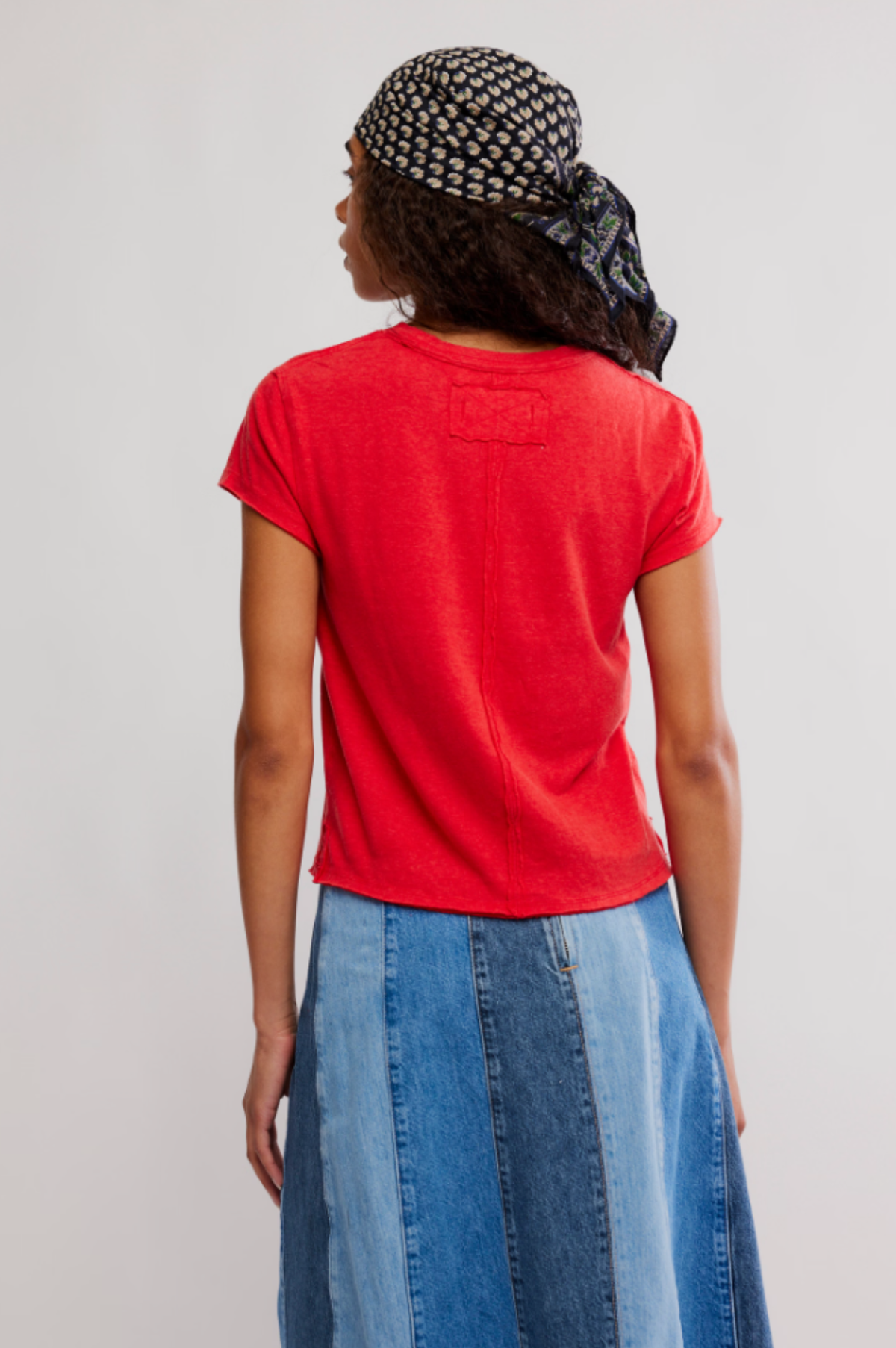 Nova Tee