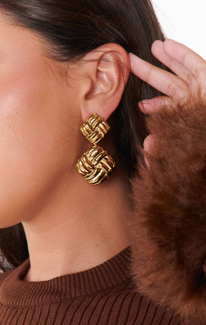 Petit Moments Liv Earrings ~ Gold