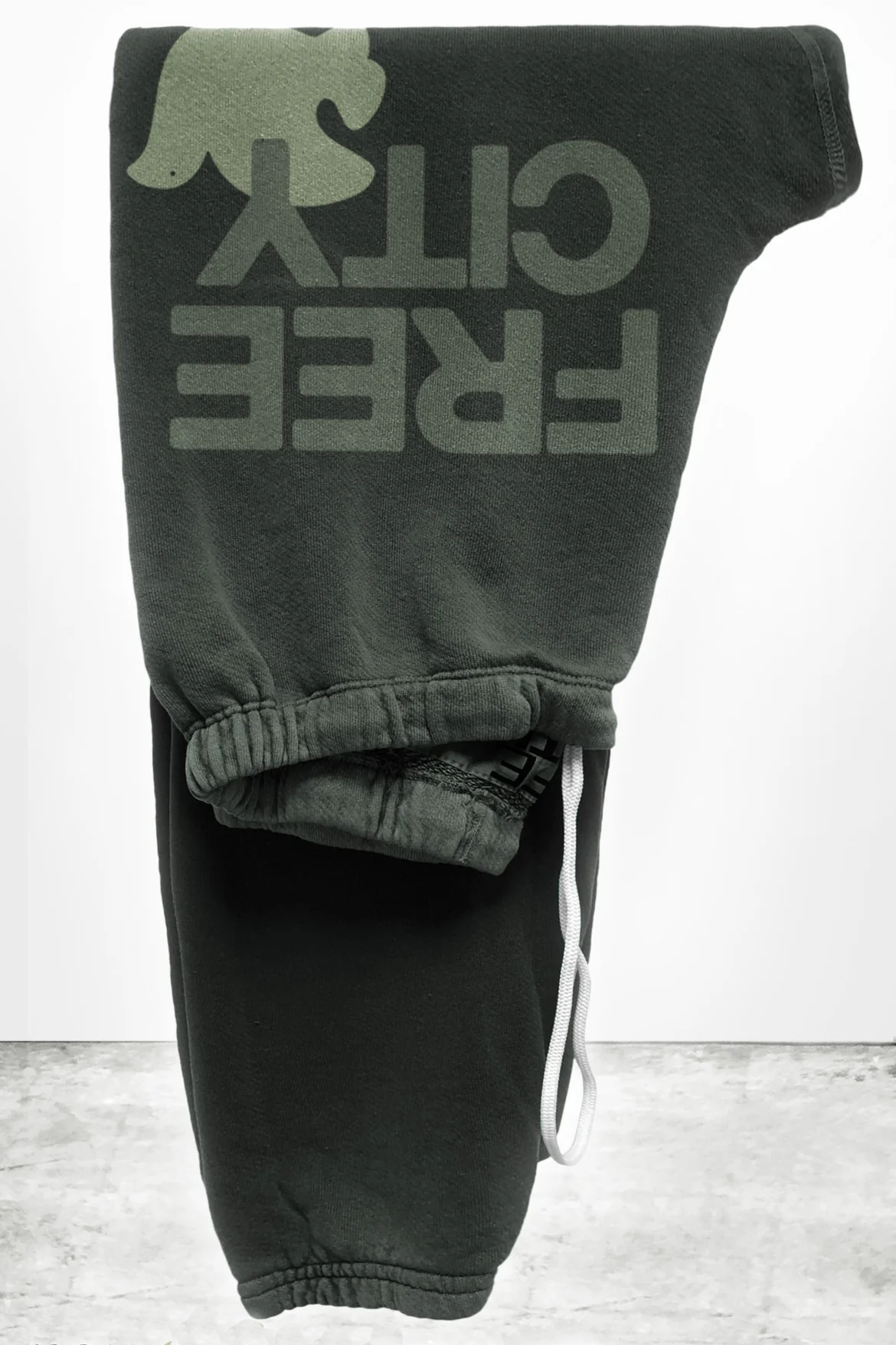 FREECITY Sweatpant - Weed