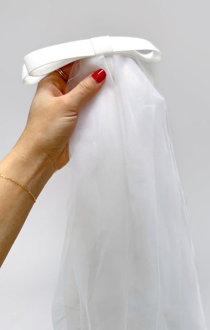 Ari Bow Veil ~ White