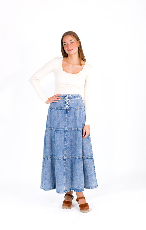 Taylor Acid Washed Skirt ⤫ Restocked