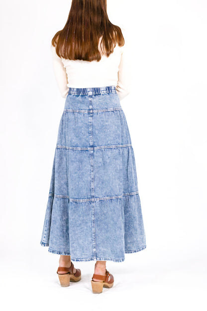 Taylor Acid Washed Skirt ⤫ Restocked