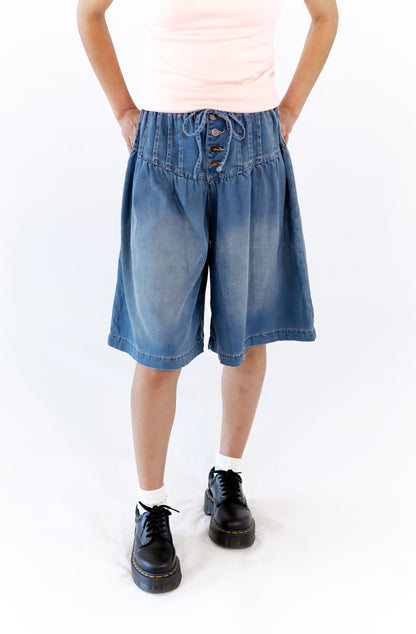Leslie Denim Shorts  ⤫ Restocked