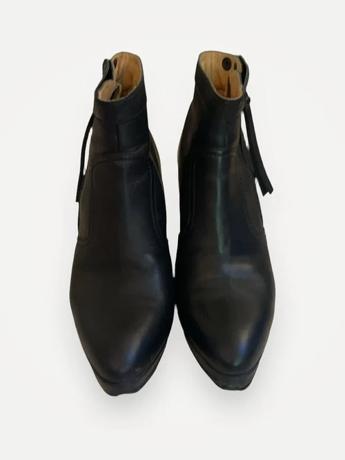 Acne Studios-skinnboots