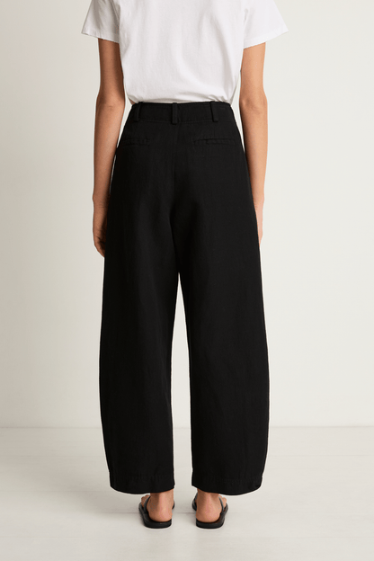 Apiece Apart Bari Crop Trouser - Black