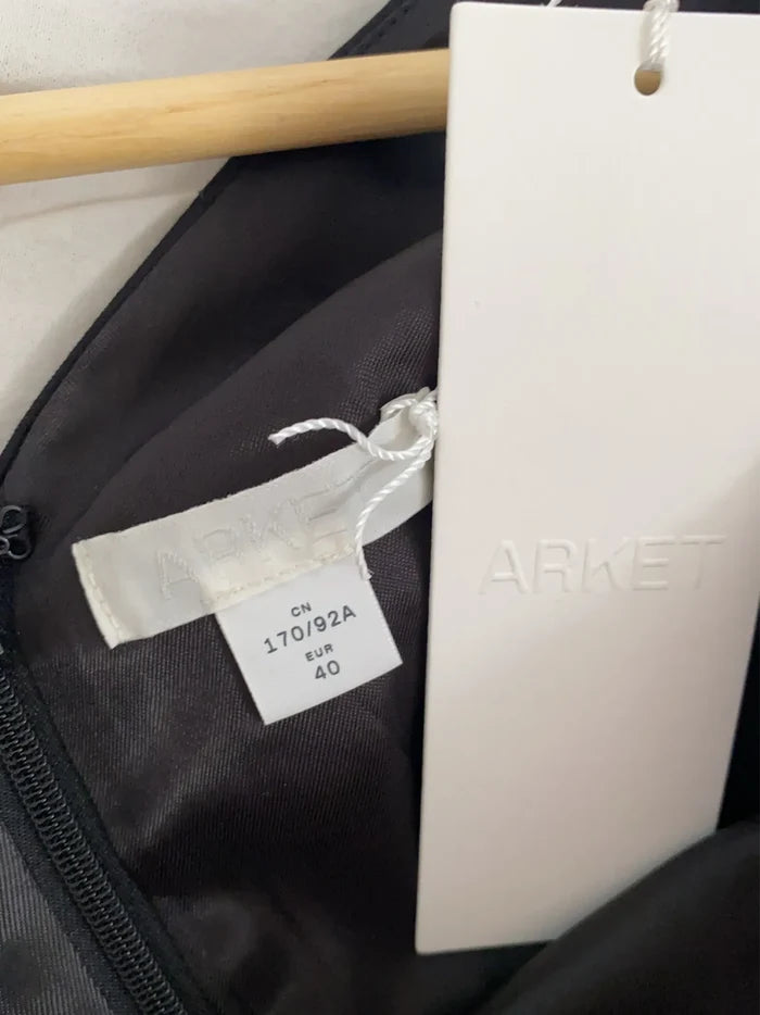 Arket-klänning NWT