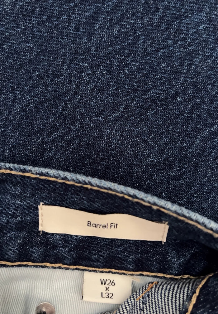 Calvin Klein Barrel Fit-jeans NWOT