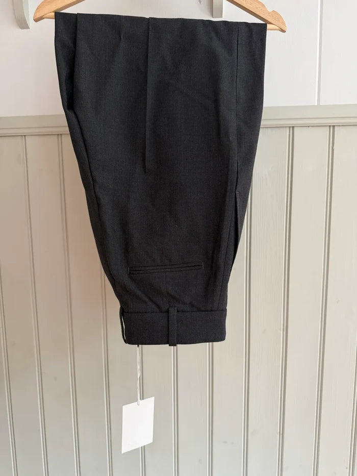 Cos-ullkostymbyxor NWT