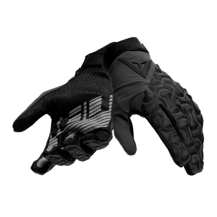 BLACK BLACK / XS