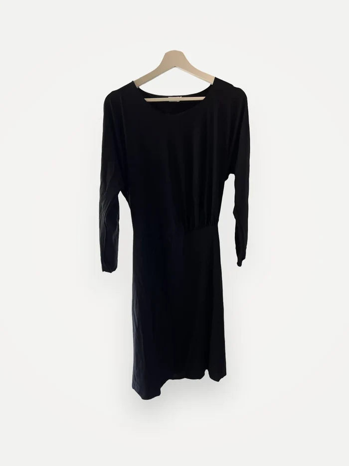 Filippa K-klänning