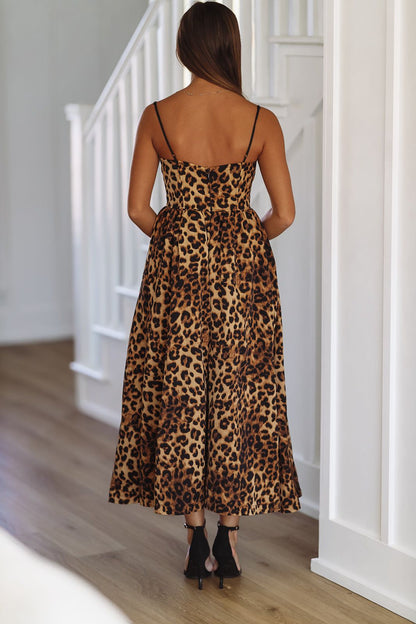 Crushin' Hearts Midi Dress - Black and Brown
