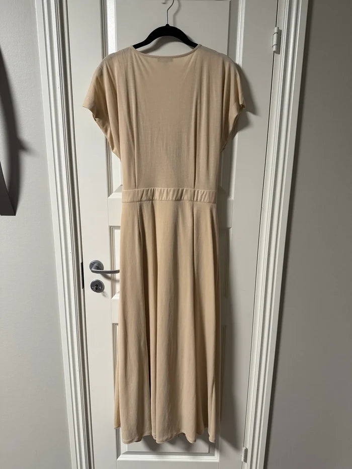 Massimo Dutti-klänning NWOT