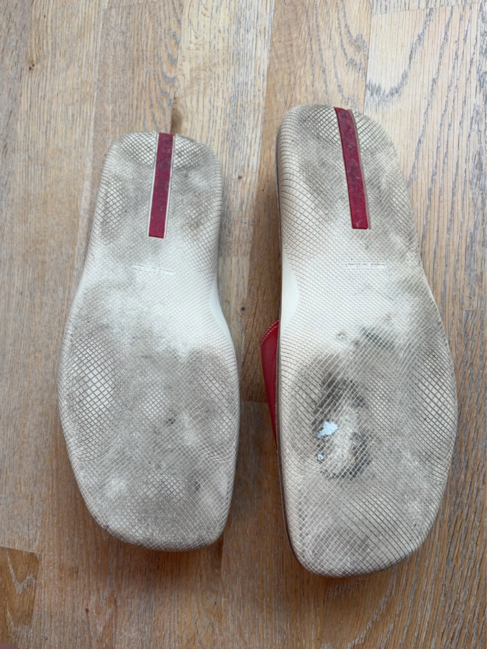 Prada-skinnsandaler