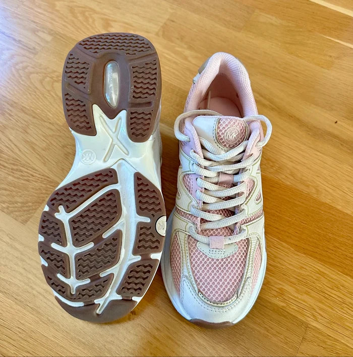 Michael Kors-skinnsneakers NWOT