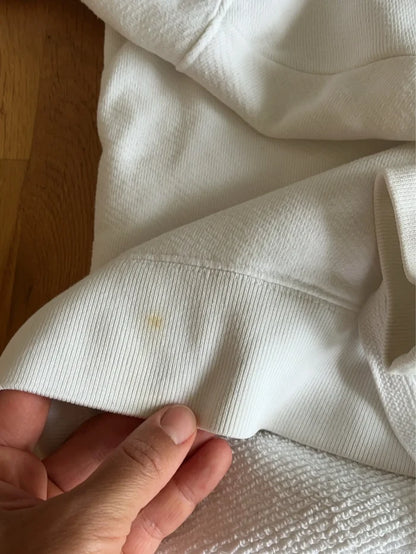 Off-White-sweatshirt